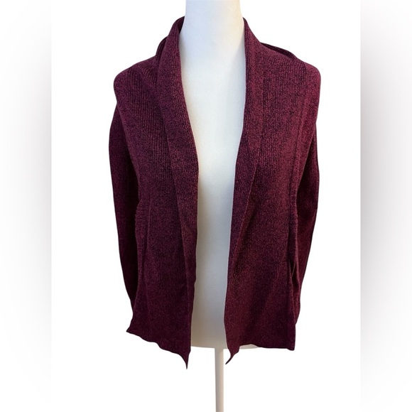 Apt 9‎ maroon cardigan - Picture 1 of 3